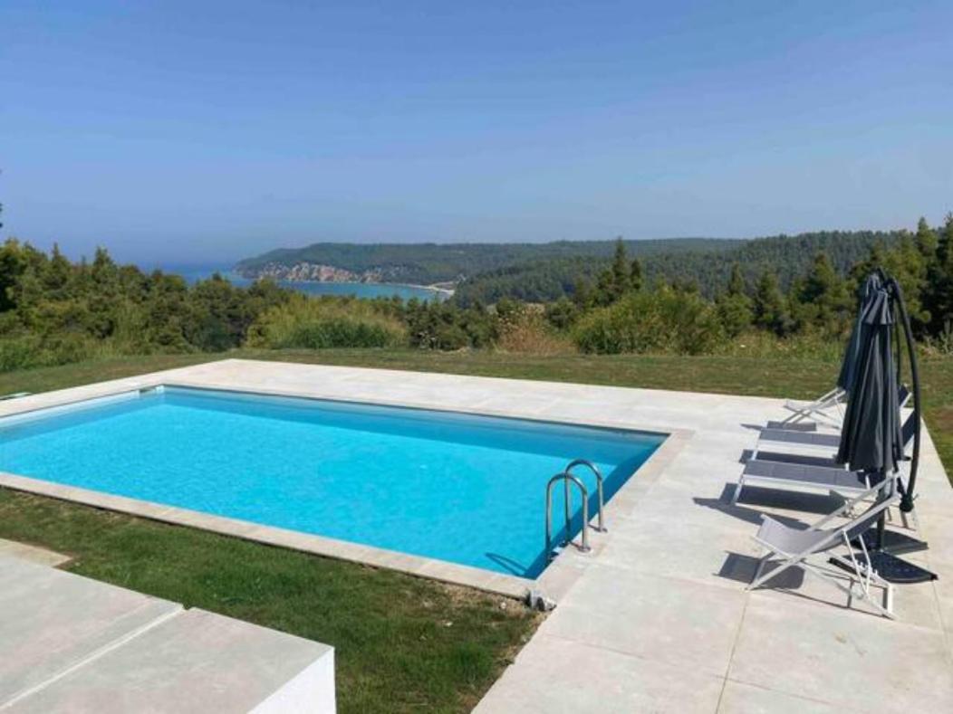 Elani New Luxury Villa ภายนอก รูปภาพ